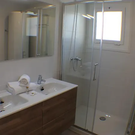 Apartment Agi Acacias
